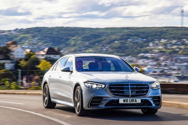 Chauffeur Services in England and Scotland by Aura Journeys