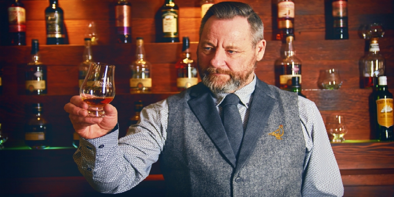 Scotland's Oldest Whisky Distillery Private Day Tour from Edinburgh